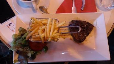 10867234_10152856994762559_1813695895_n